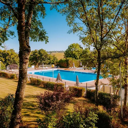 Village De Combelles Le Monastere